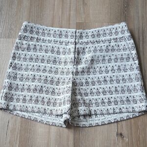 LOFT Shorts in Cream and Black
